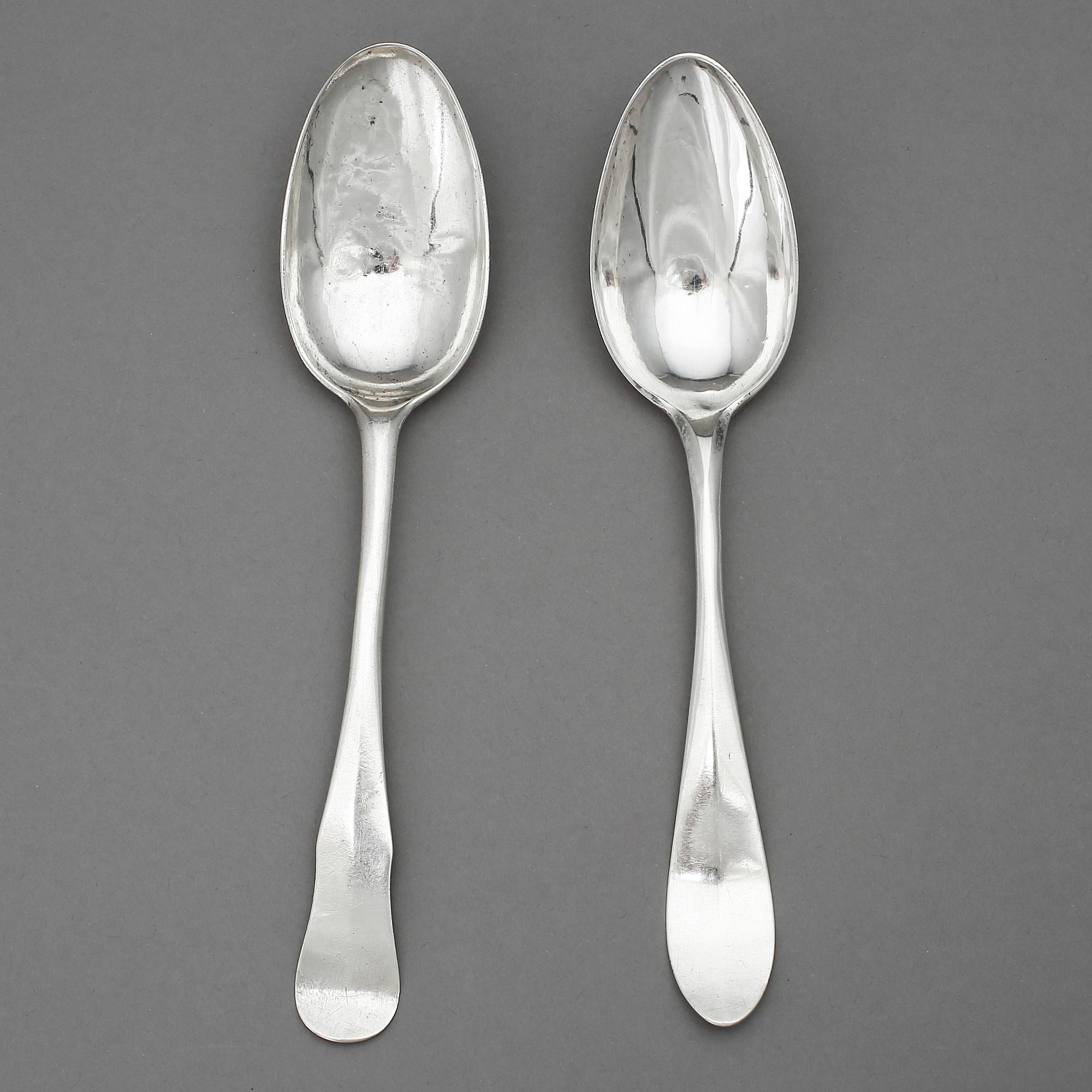 SKEDAR 2 stycken, silver. Olof Yttraeus, Uppsala 1777 och 1809. Total vikt ca 85 gram.