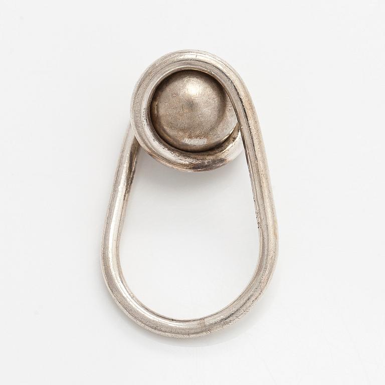 Bent Knudsen, sormus, sterlinghopeaa, Tanska.