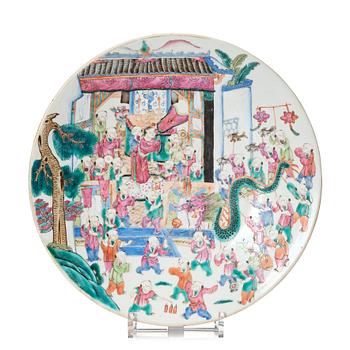 A famille rose '100 boys' dish, Qing dynasty, 19th Century.