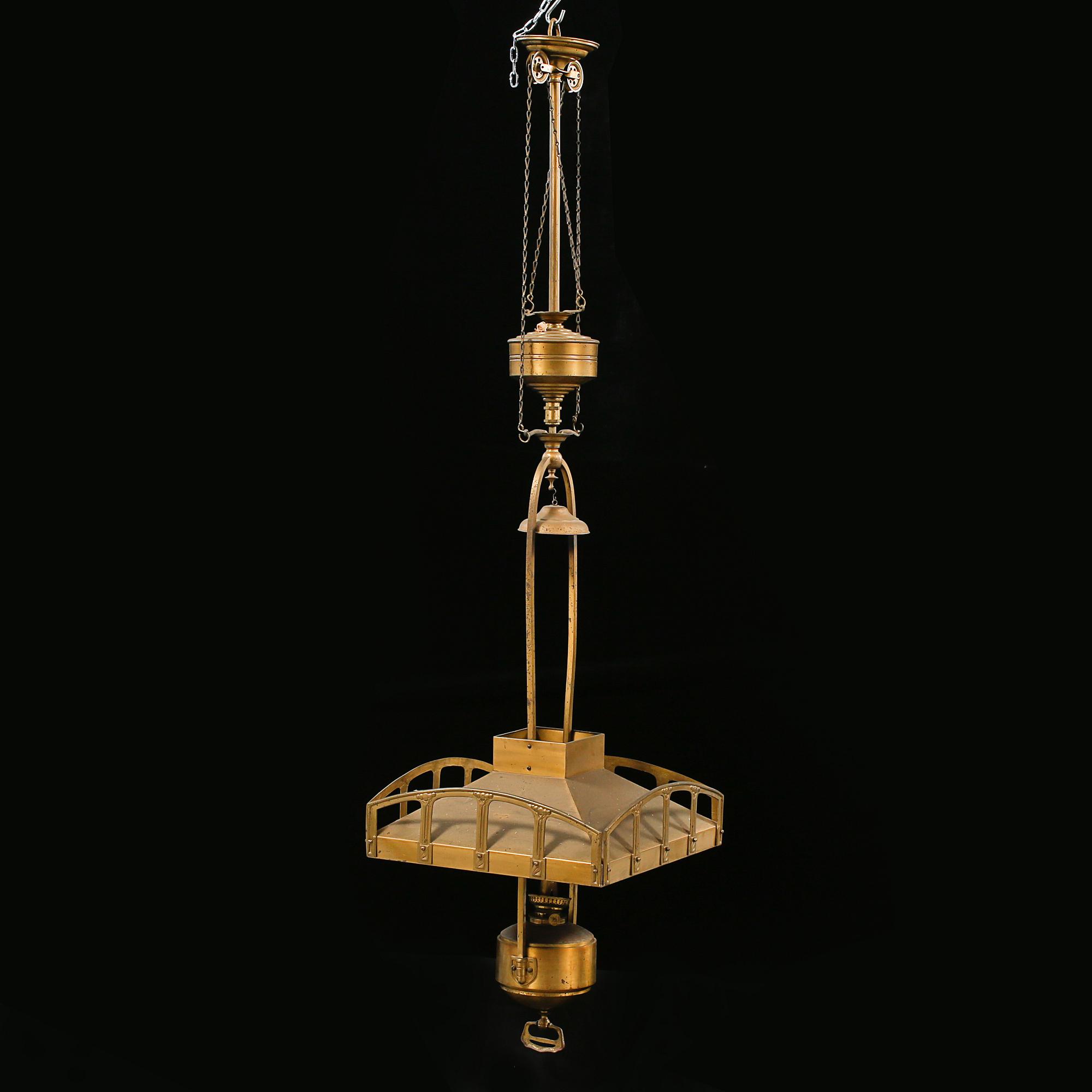 FOTOGENLAMPA, jugend, 1900-talets början, höjd ca 160 cm.