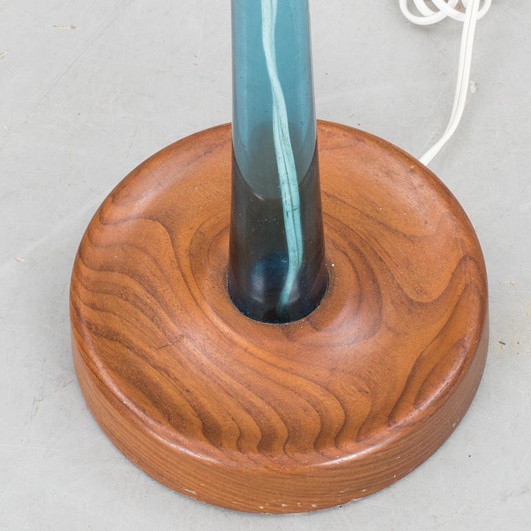 GOLVLAMPA, 1900-talet andra hälft.