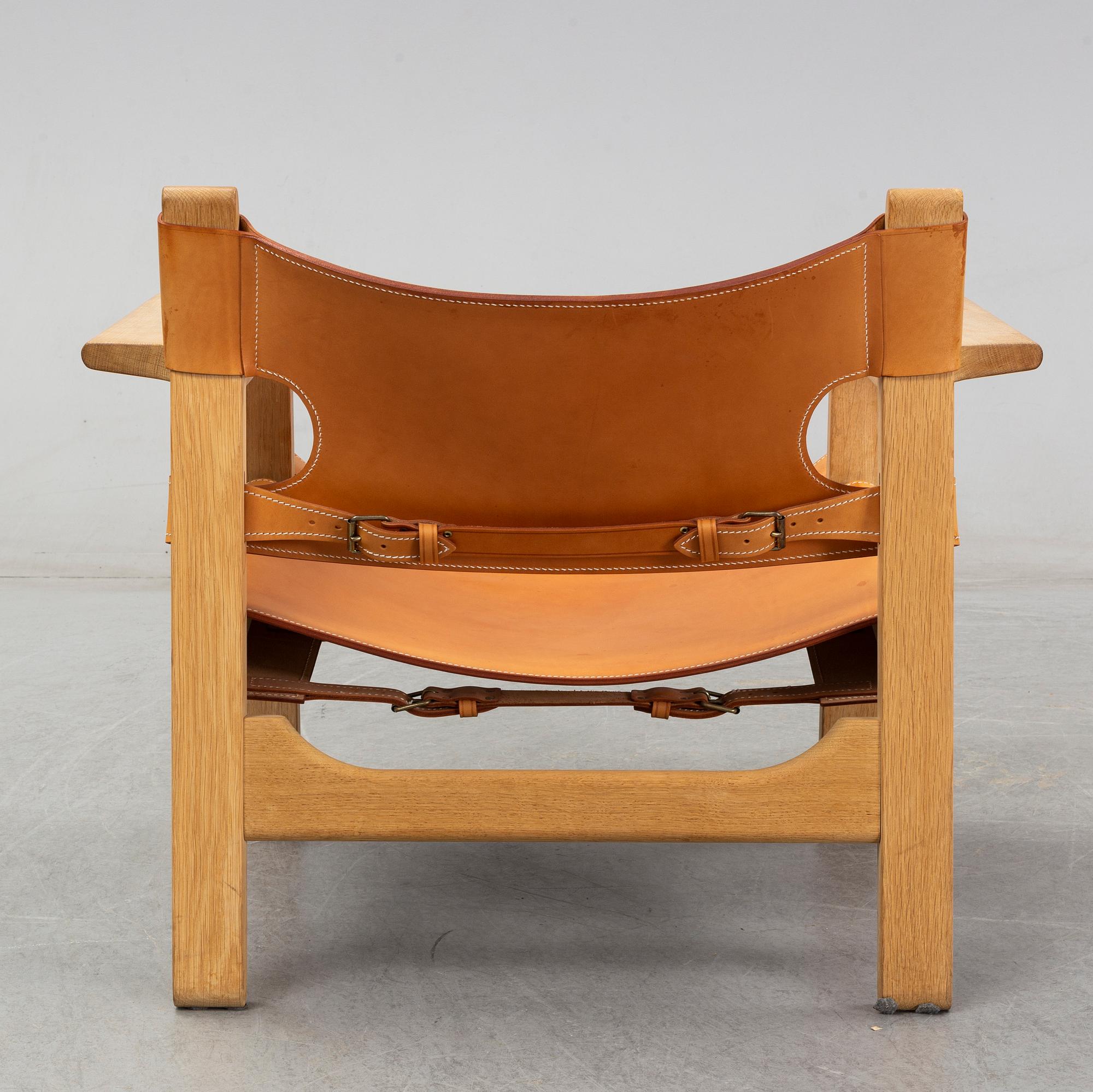 A model 226 easy chair, 'Den spanske stolen' by Børge Mogensen for Fredericia stole fabrik. Designed 1958.