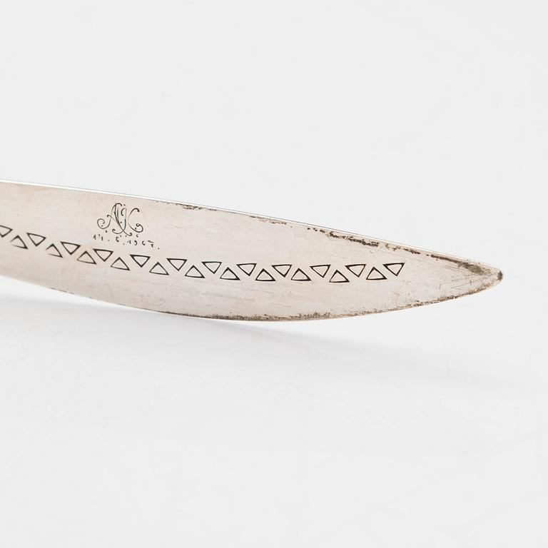 Brevkniv, silver, Holger Lindström, Kalevala Koru, Helsingfors 1959.