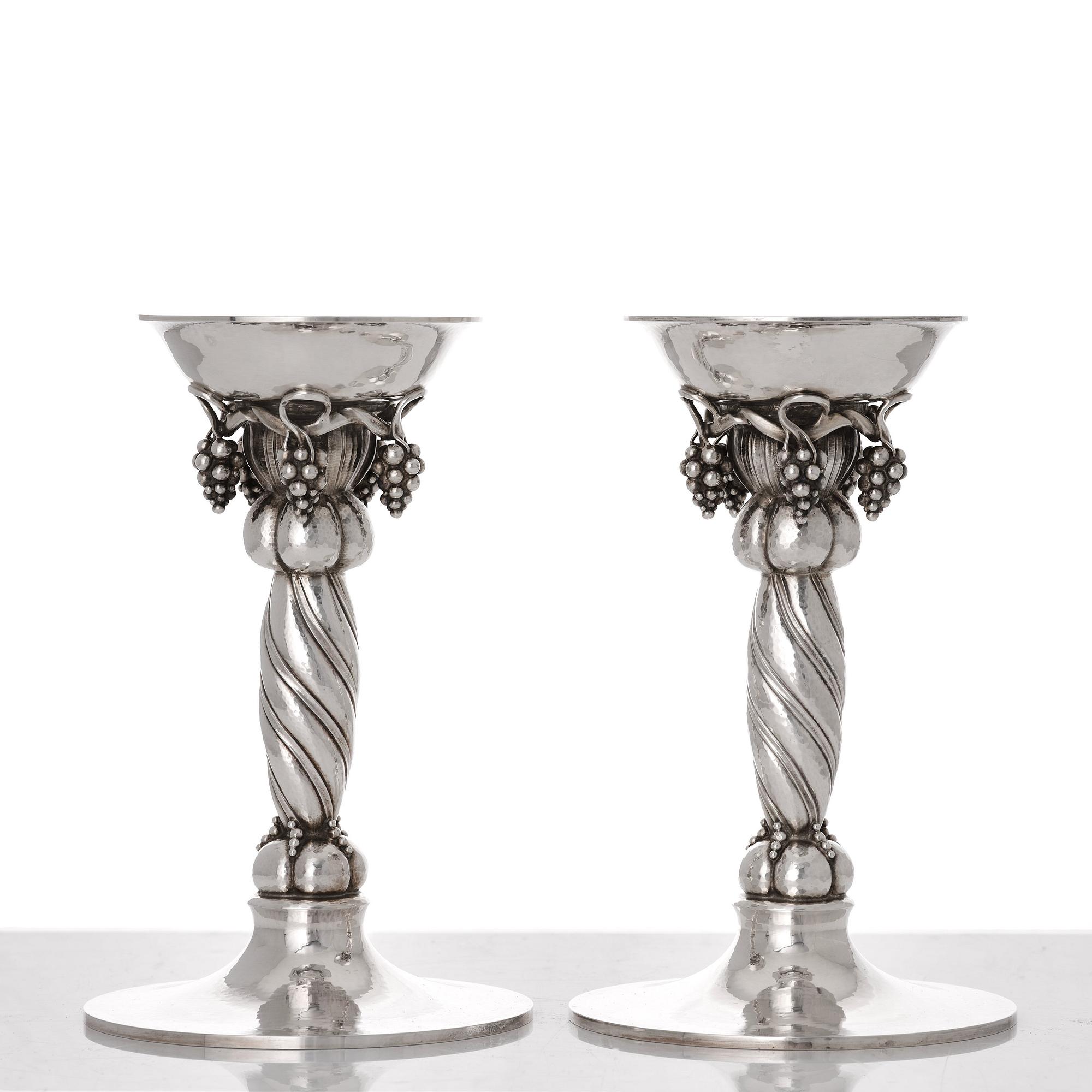 Georg Jensen, ett par ljusstakar, Köpenhamn 1996, sterling silver, designnr 263B.