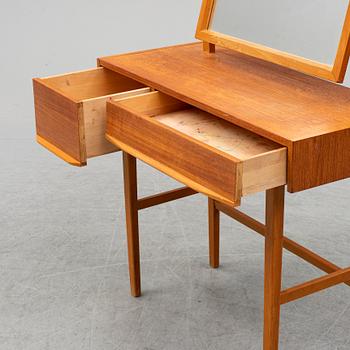 a 1960's toilet table.