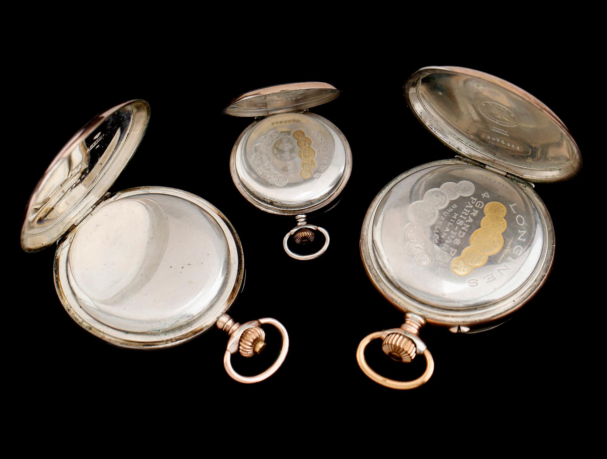 FICKUR, 3 st, silver, två märkta Longines, 1900-talets första hälft.