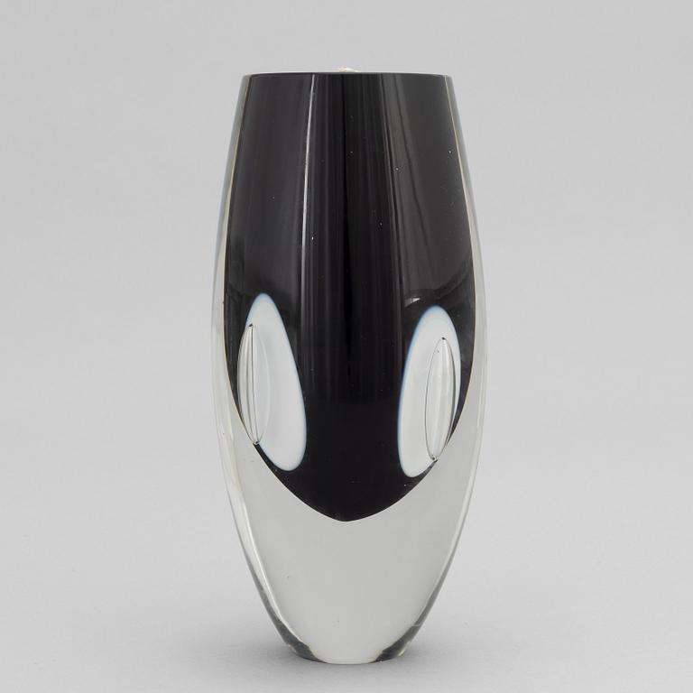 Timo Sarpaneva, a 'Claritas' glass vase, Iittala, Finland, 1985.