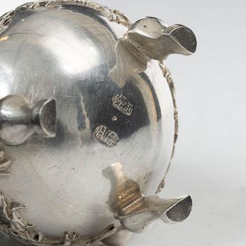 Saltkar ett par, silver, Kina, 1900-tal.