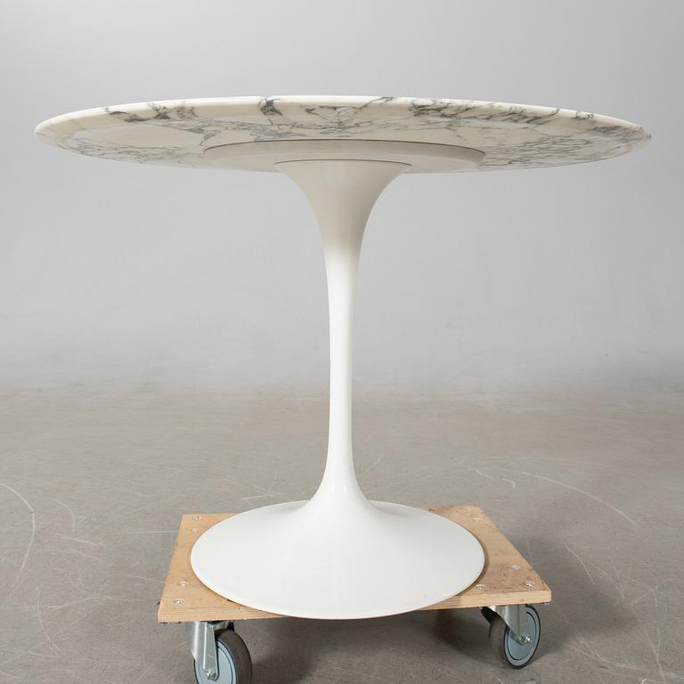 Eero Saarinen, table, "Tulip", Knoll International, late 20th century.