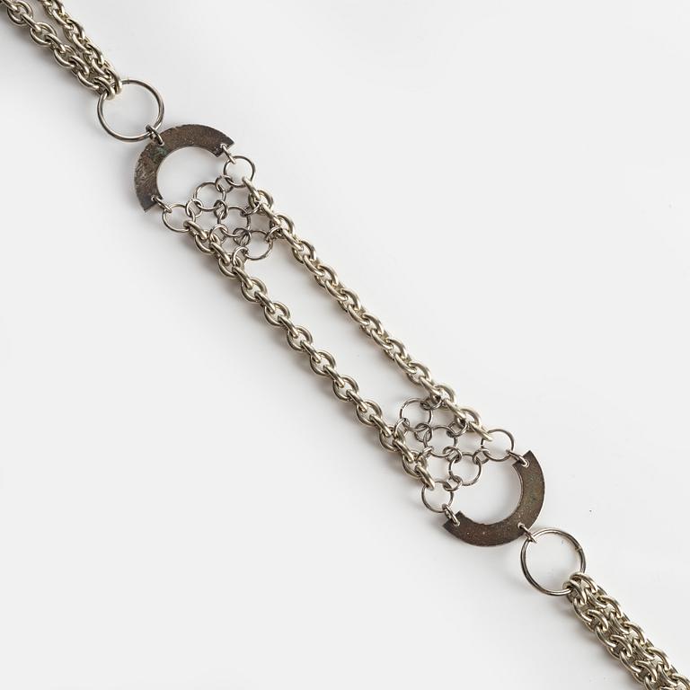 Siv Lagerström, necklace, chains, metal.