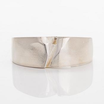 Björn Weckström, rannekoru, "Darinan koru", sterlinghopeaa, Lapponia 1973.