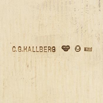 CIGARETTETUI, av C.G. Hallberg, Stockholm 1901. Med gravyren: Carl Larsson/Zorn.