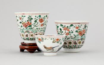KOPPAR, 3 st, porslin, Kanxistil, Kina, 1900-tal.