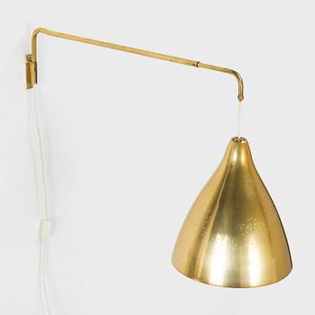 Lisa Johansson-Pape, A mid-20th century '1314' wall light for Stockmann Orno, Finland.