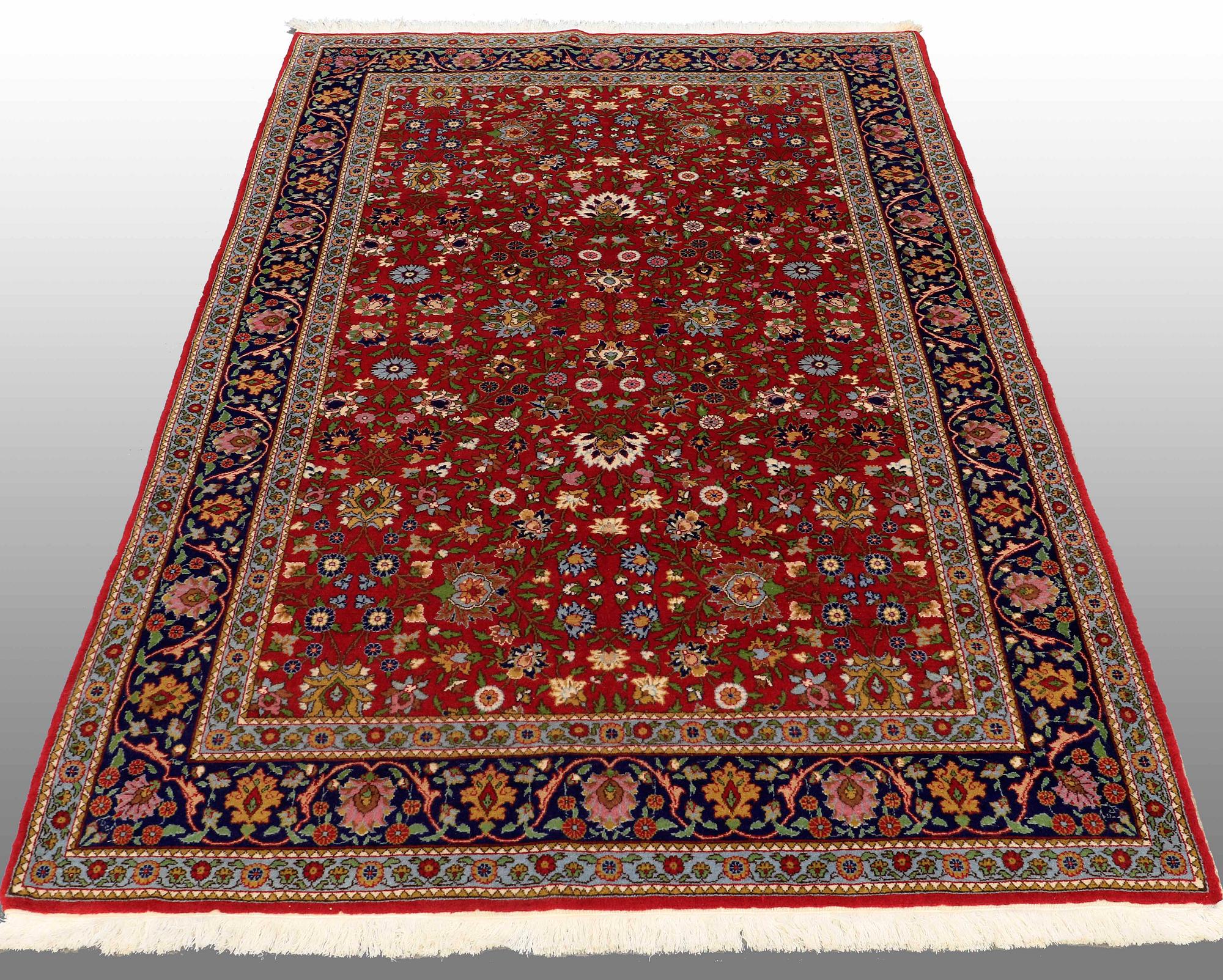 MATTA, orientalisk, signerad, 230 x 140 cm.