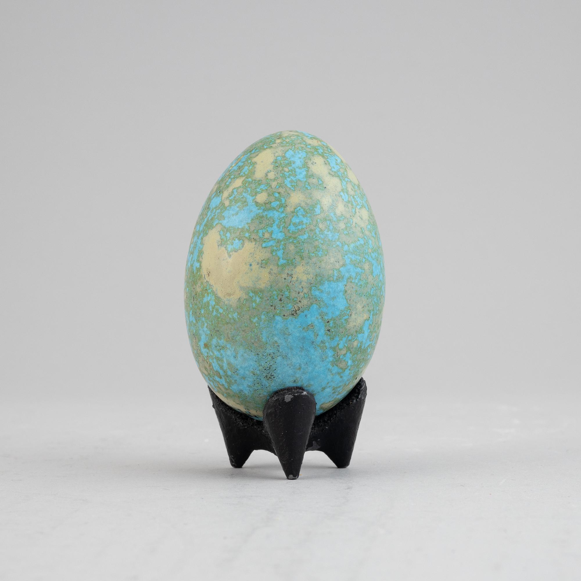 Hans Hedberg, a signed faiance egg with stand, Biot, France.