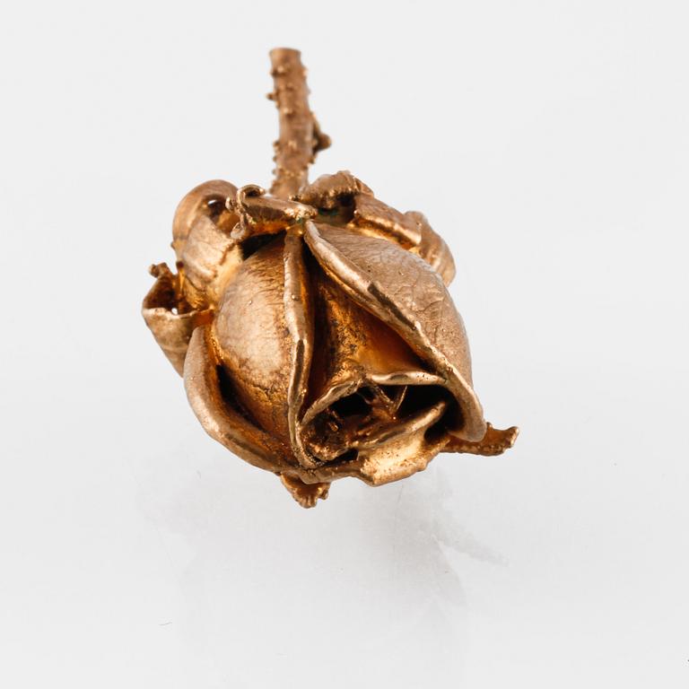 BROSCH, förgyllt silver, Flora Danica. Vikt 14,7 gram.