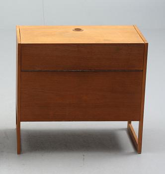 SCHATULL samt BARSKÅP, 1900-talets andra hälft.