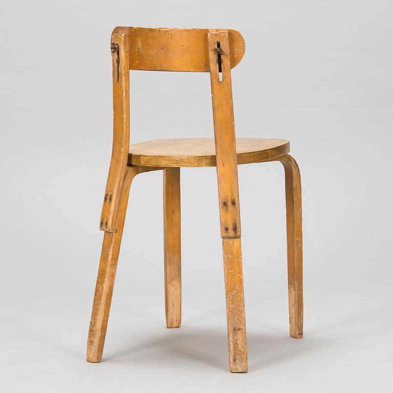 Alvar Aalto, a 1940's office chair for O.Y. Huonekalu-ja Rakennustyötehdas A.B.