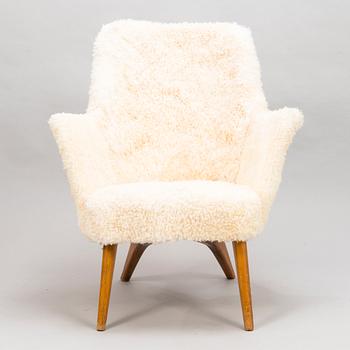 CARL GUSTAF HIORT AF ORNÄS, A 1950s 'Pedro' armchair for Puunveisto Oy - Träsnideri Ab.