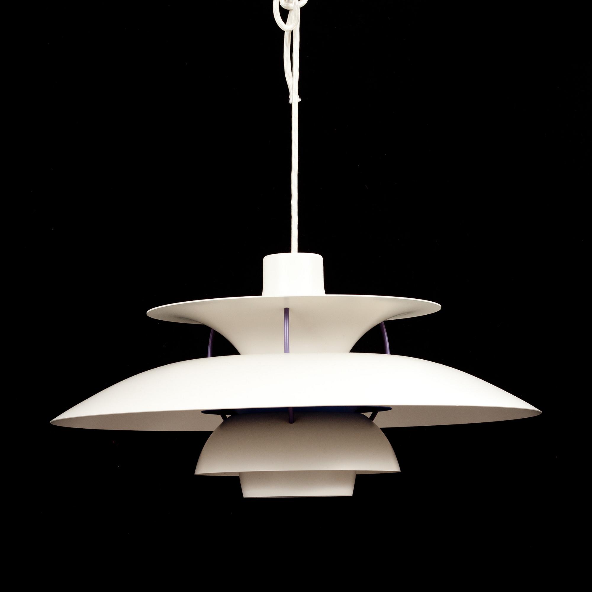 TAKLAMPA, "PH 5", Poul Henningsen för Louis Poulsen, Danmark, 1900-talets slut. Höjd 27 cm.