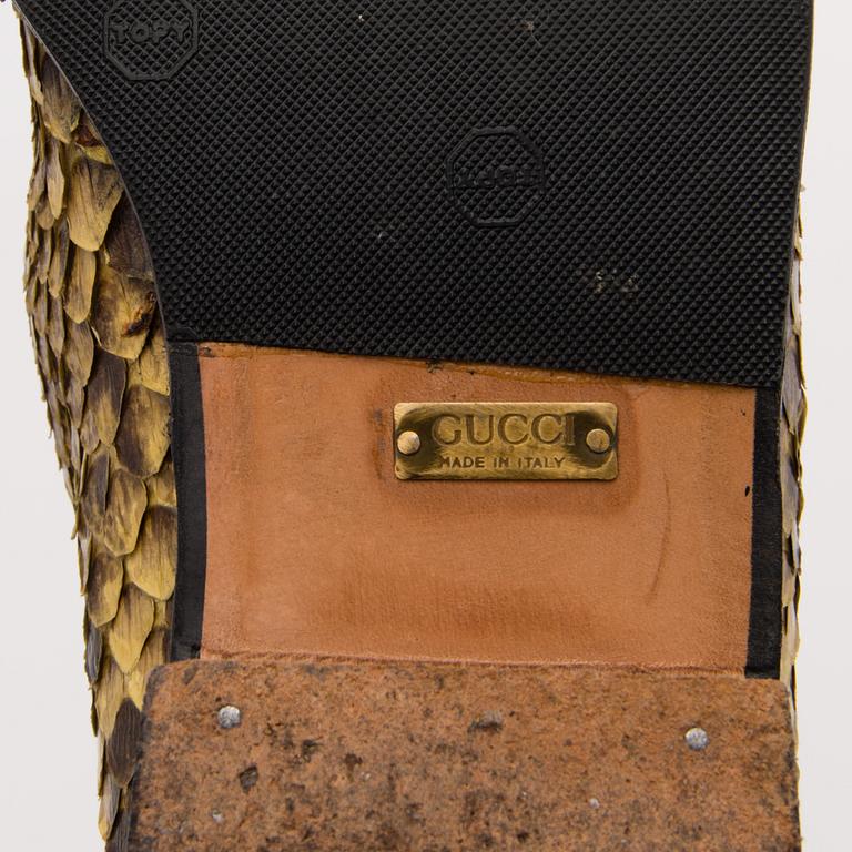 GUCCI, SKOR, storlek 40,5. 1990-tal.