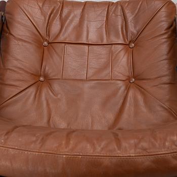 Torbjørn Afdal, Torbjörn Afdal, a pair of 'Hunter' armchairs, Stranda industri, Bruksbo, Norway, 1970s.