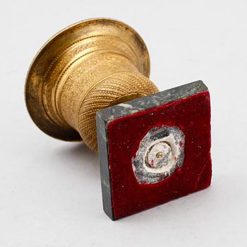 URNA, förgylld brons, empire, 1800-talets första hälft.