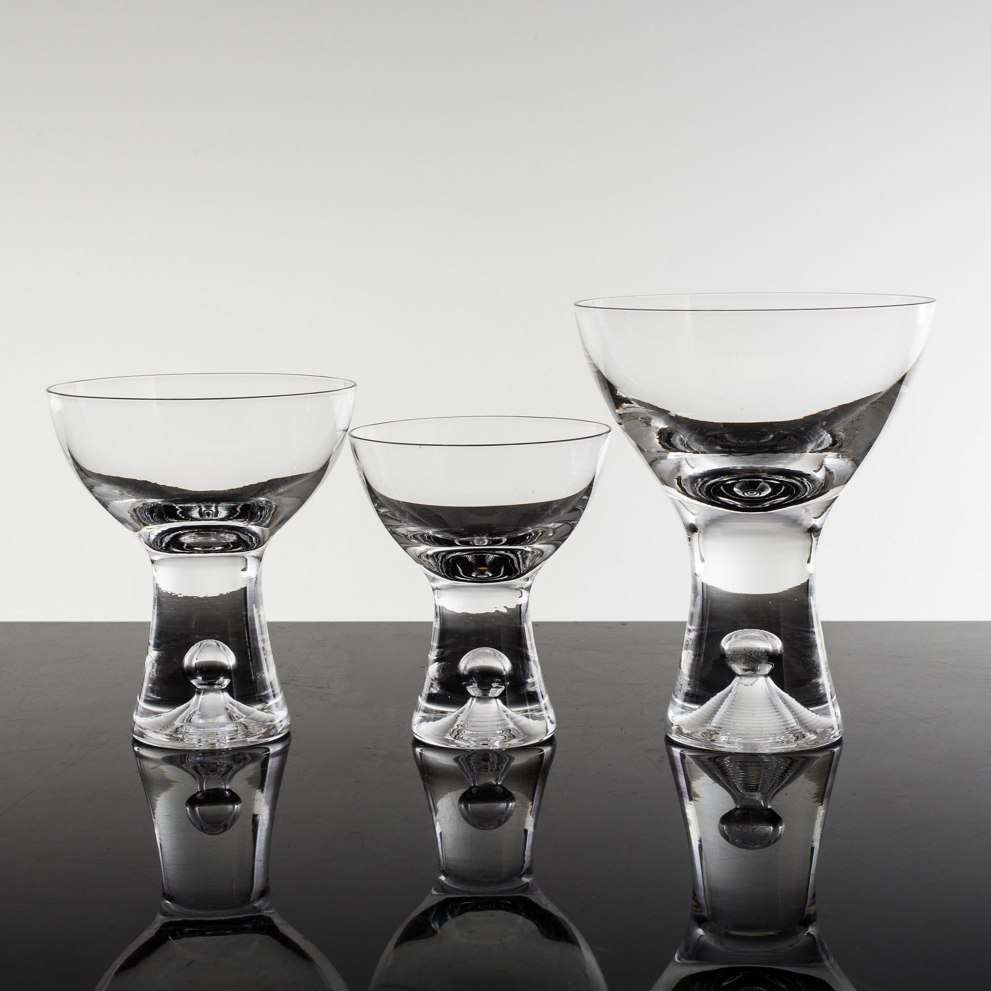 TAPIO WIRKKALA, a 42 piece glass service "Tapio", for Iittala.