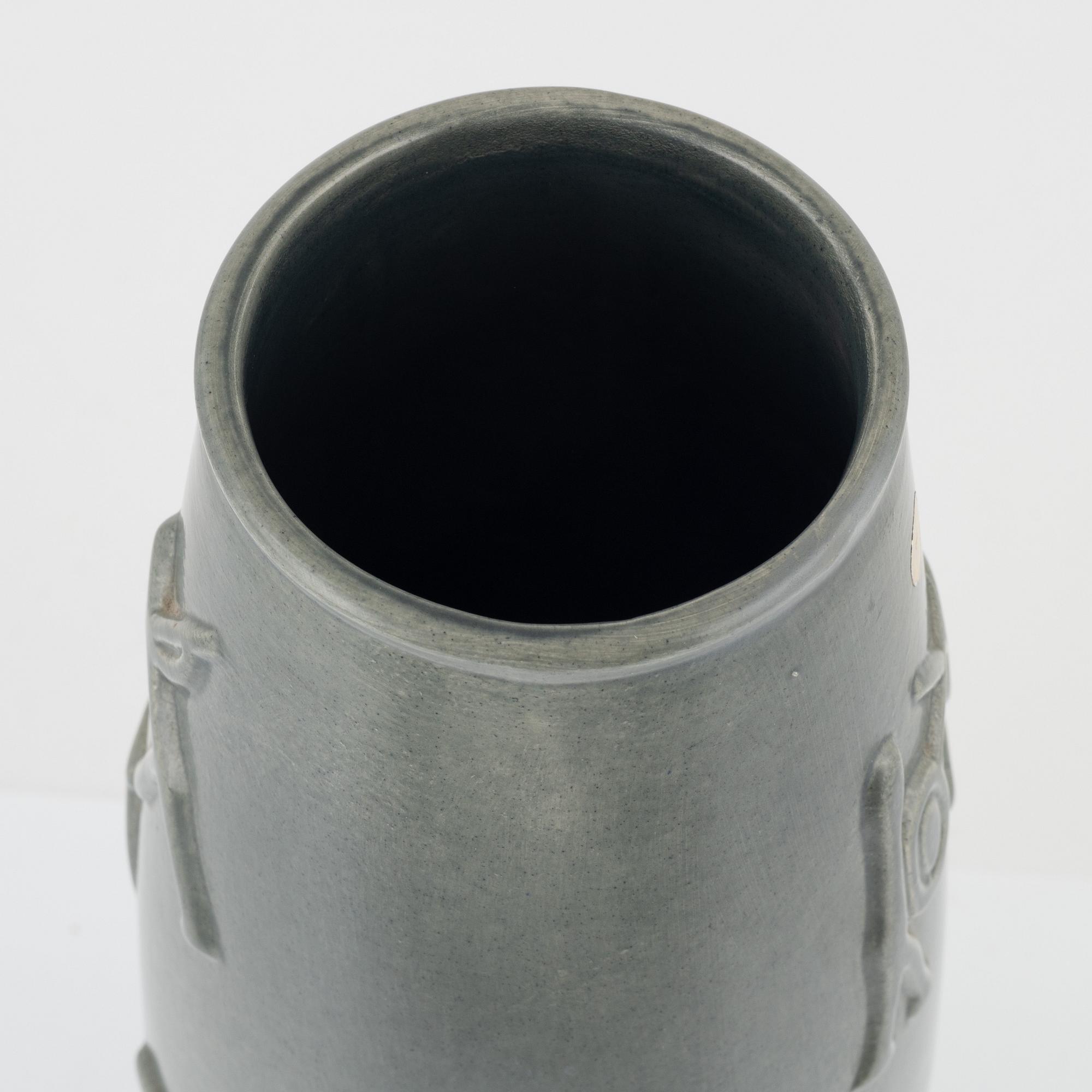A vase, Bo Fajans, Sweden, mid 20th Century.