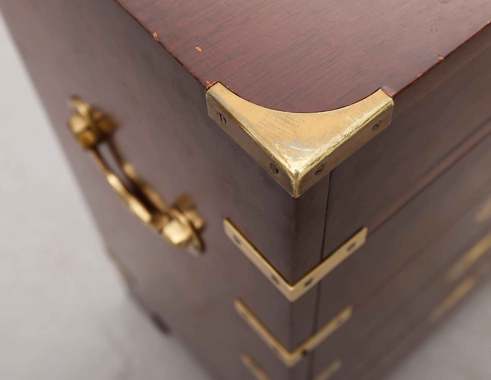 BYRÅ, England, 1900-talets andra hälft.