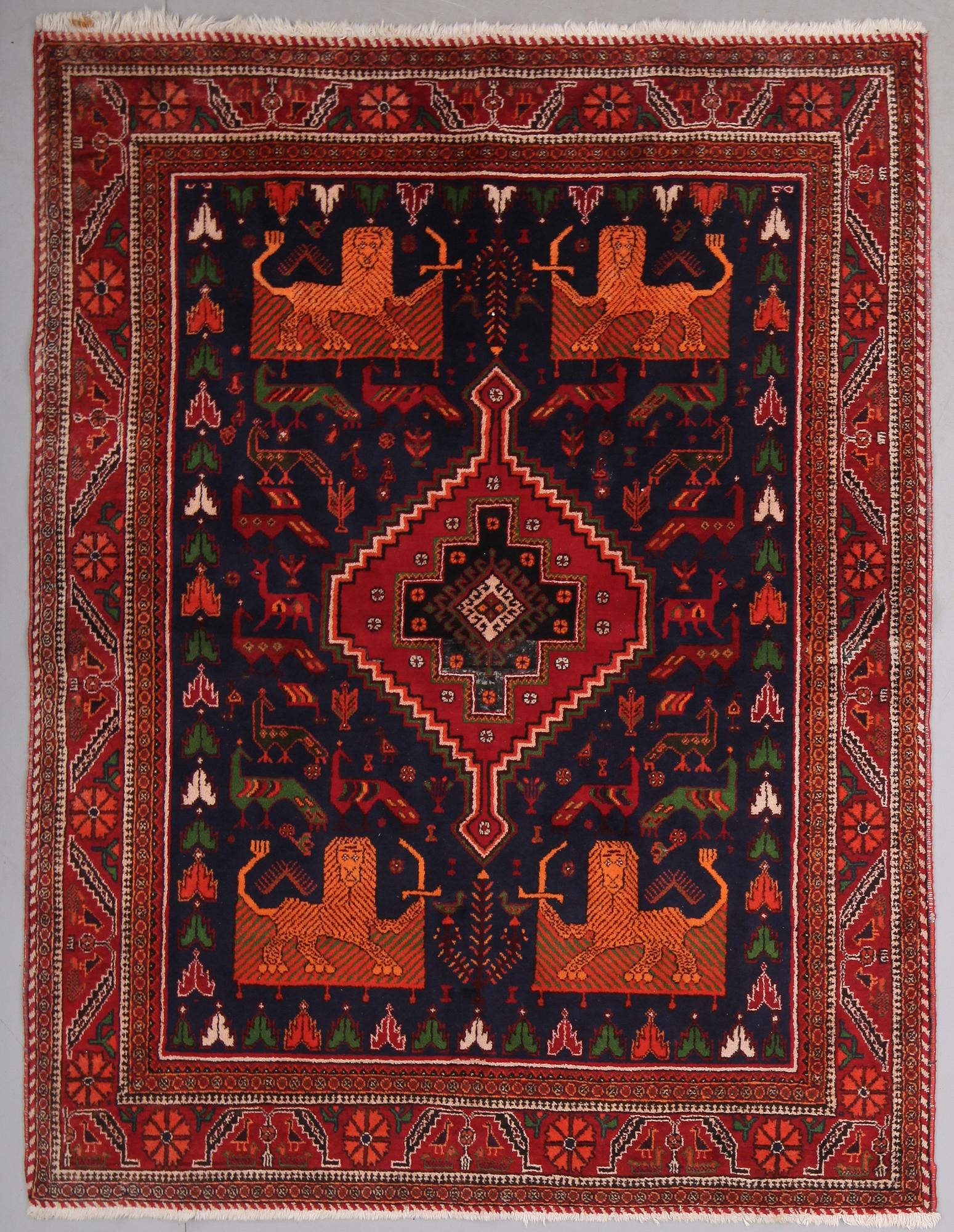MATTA, Hamadan, 200 x 140 cm.