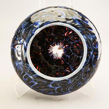 Davide Salvadore, a signed glass bowl Österlens Glashytta 2016.