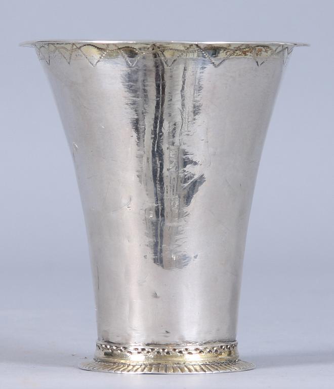 BÄGARE, silver, Olof Fernlöf, Göteborg, 1720 - 1766. 49 gram.