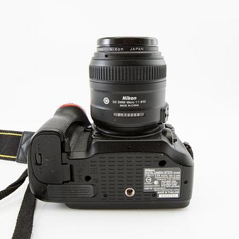 Camera Nikon D7200 along with 5 lenses and a bag.