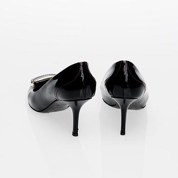 SKOR, Louis Vuitton.