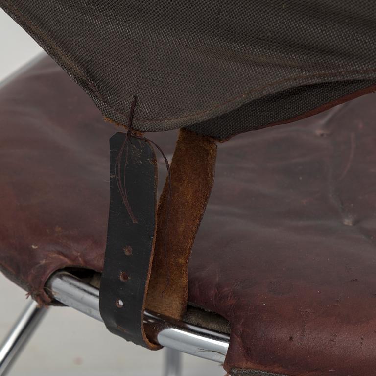 A set of four chairs by Sam Larsson, Dux, late 20th century.