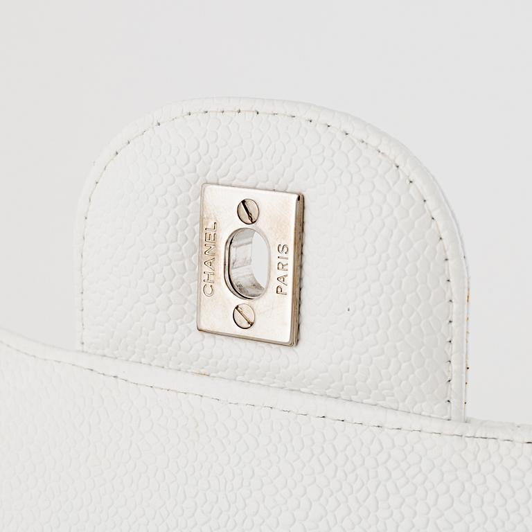 Chanel, väska, "Caviar Jumbo Classic Flap Bag", 2009-2010.