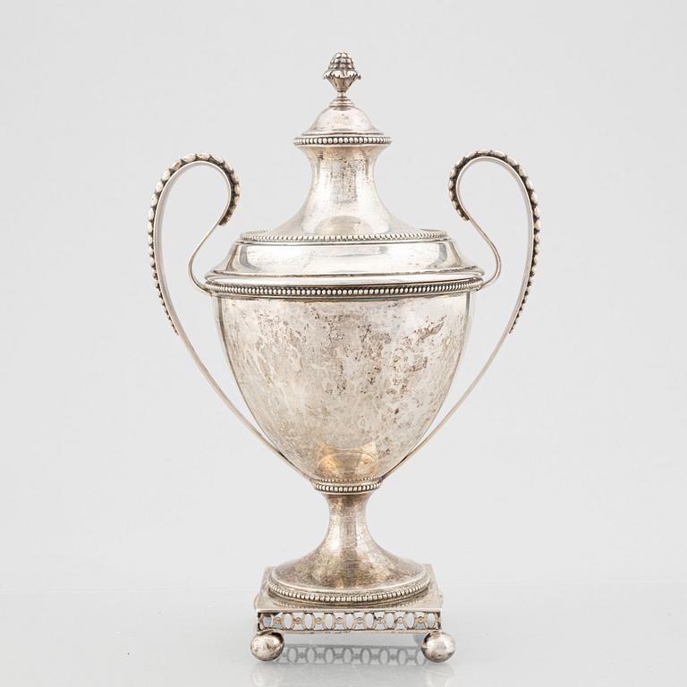 A Gustavian style silver sugarbowl, mark of Gustaf Möllenborg, Stockholm 1896.