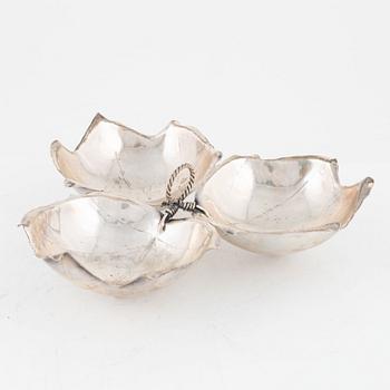 Alfredo Sciarrotta, skål, sterlingsilver, Black, Starr and Gorham, USA, omkring 1900-talets mitt.