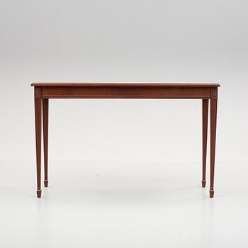 SIDEBOARD, gustaviansk stil, 1900-tal.