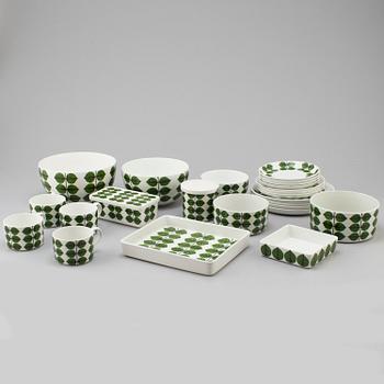 STIG LINDBERG, servisdelar, 20 delar, "Berså", porslin. Gustavsberg, 1900-talets andra hälft.