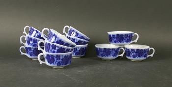 MAT-, KAFFE- och TESERVIS, 86 delar, flintgods, "Vinranka", Gefle.