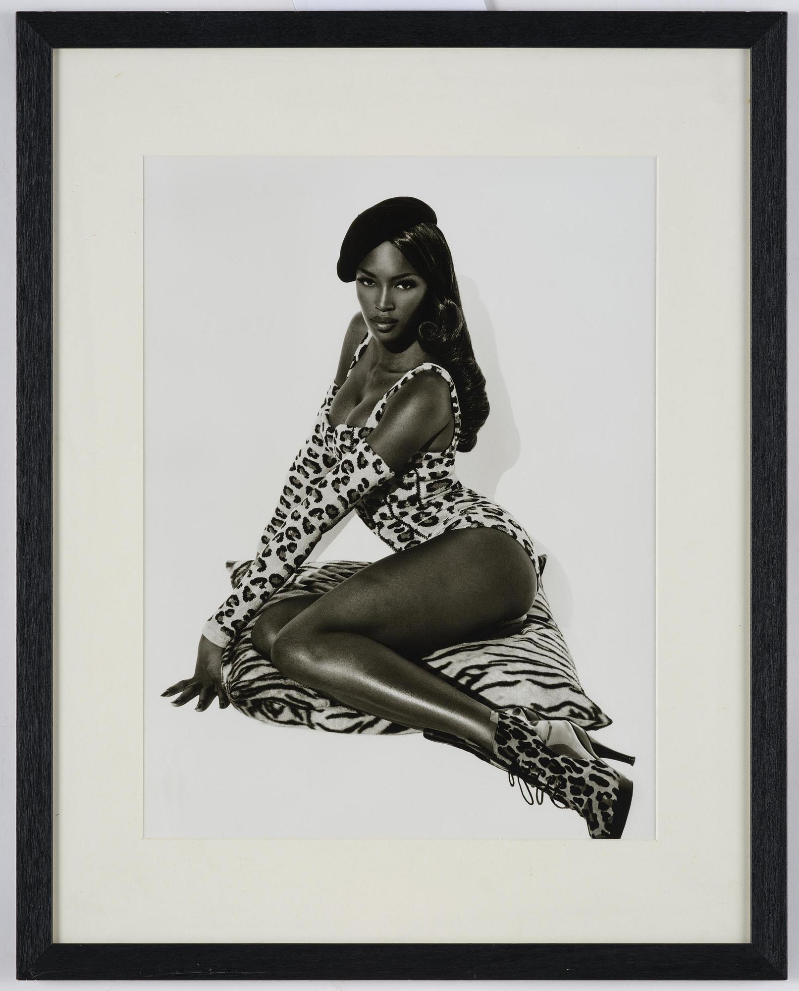 Herb Ritts, "Naomi Seated, Hollywood, 1991".