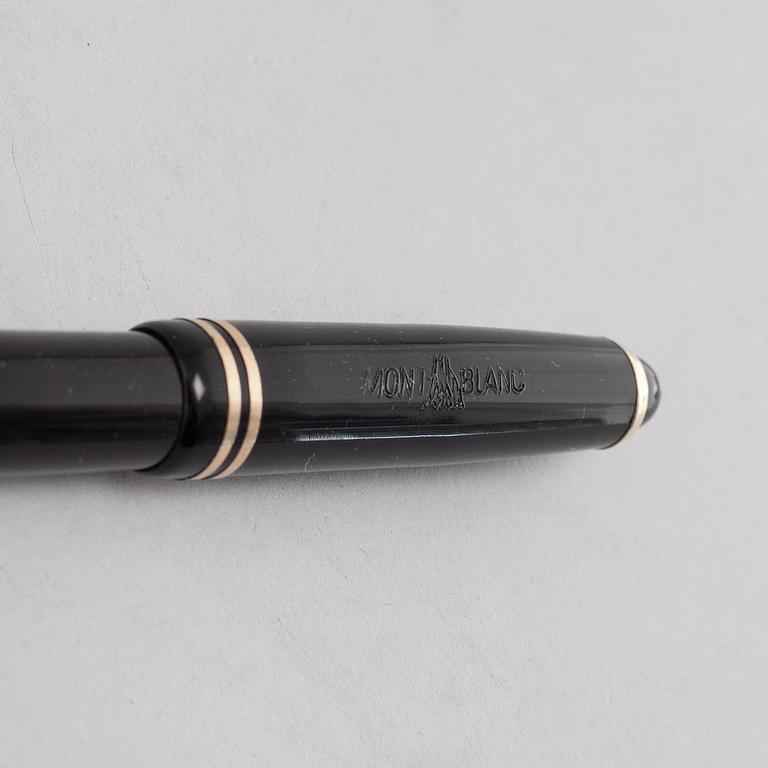 A fountain pen by Montblanc from the second half of the 20th century.