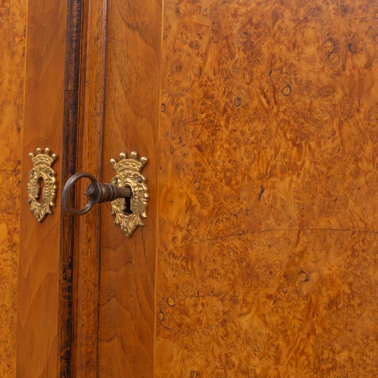 SKÅP, senbarock, Sverige, Fredrik I:s tid, 1700-talets första hälft.