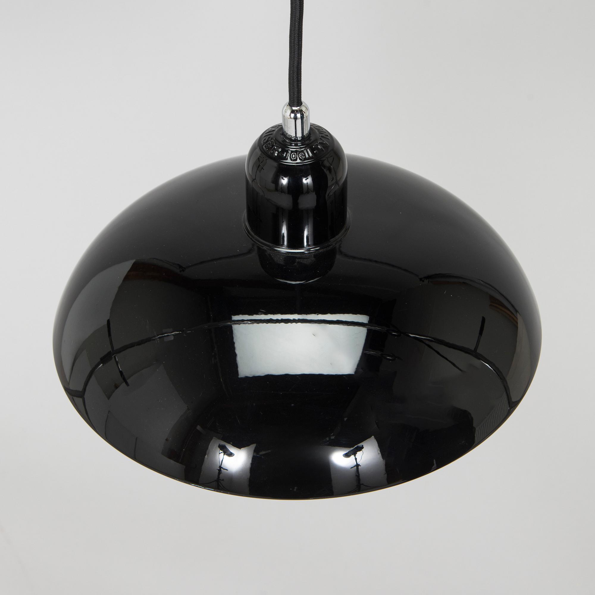 Christian Dell, taklampa, "Kaiser Idell 6631-P" Fritz Hansen, Danmark.