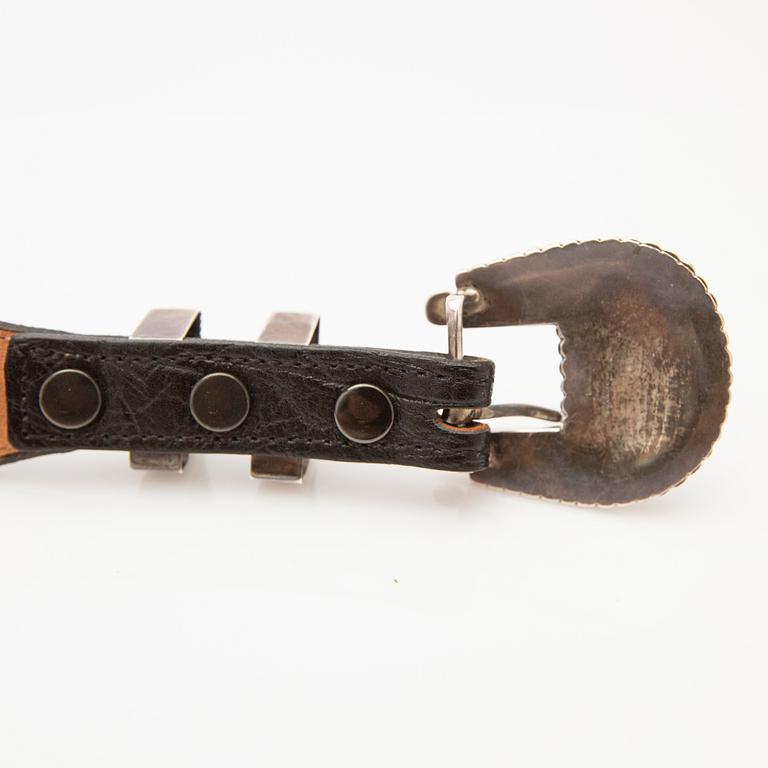 Bälte, Viola Eriacho, sterling silver fattad med turkoser och stenar.