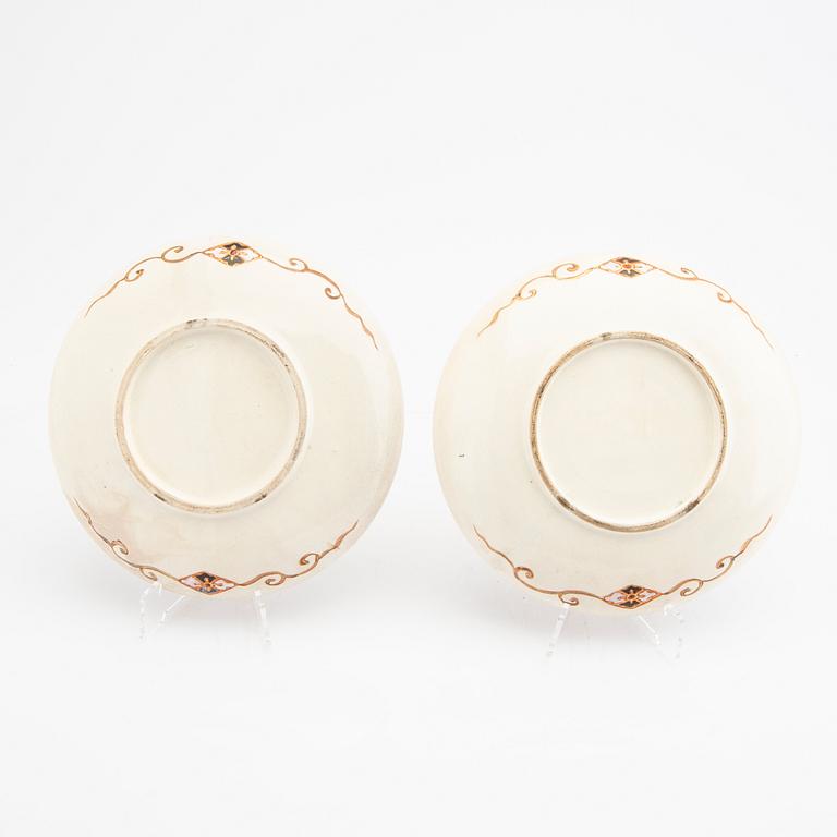 Plates a pair of Japan Meiji (1868-1912) porcelain.