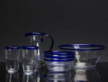 SKÅLAR, GLAS OCH KANNA, 12 st, glas, Bergdala glasbruk, 1900-tal.